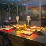 En Terrasse à Couette-café