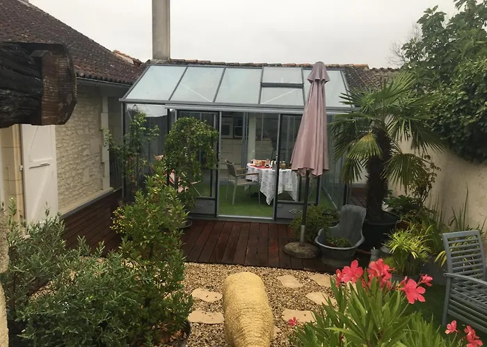 En Terrasse A Bed and breakfast Cognac